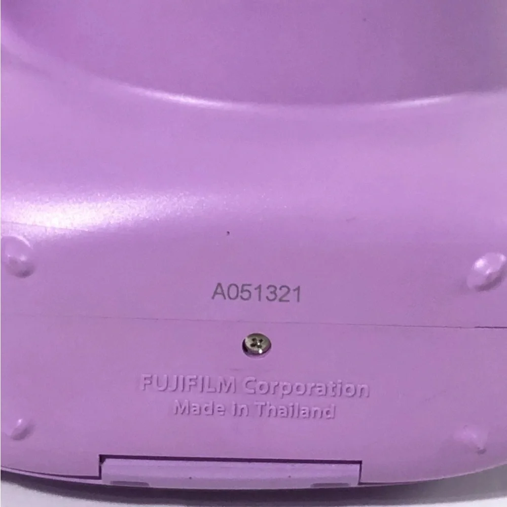 Fujifilm Instax Mini 7+ Instant Camera in Lavender